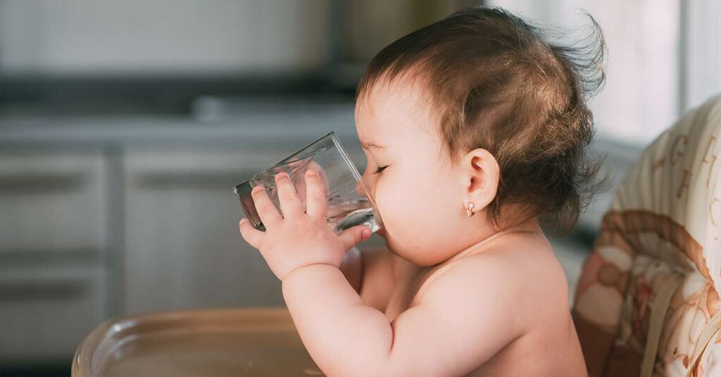 Dicas para manter seu bebê protegido contra Pneumonia no verão